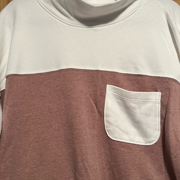 EUC mock neck color block sweatshirt - Picture 3 of 6